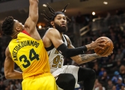 IM体育-TheShy连续十二场比赛得分超过败北，老鹰不断突破！